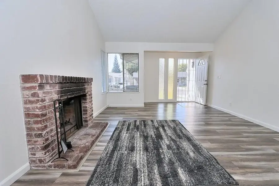 2428 Camino Garden Way, Carmichael, CA 95608 - #3