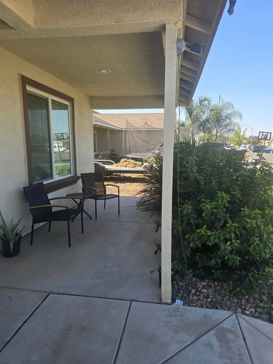 272 E San Pedro Street, Merced, CA 95341 - #2