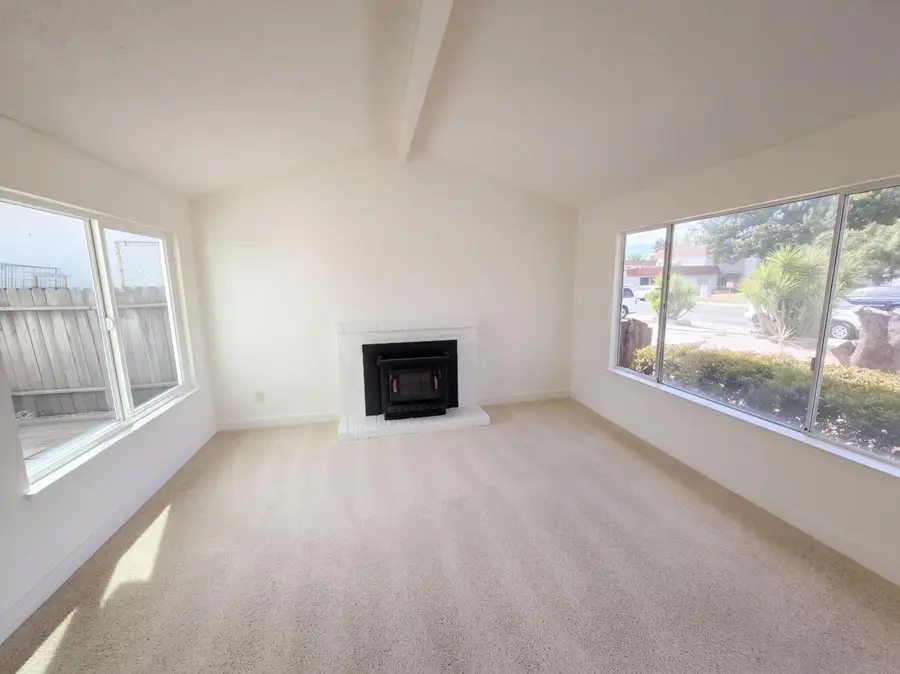 6300 Seyferth Way, Sacramento, CA 95823 - #3
