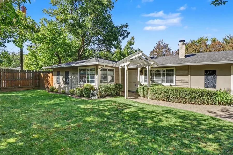 4725 Moore Way, Carmichael, CA 95608 - #2