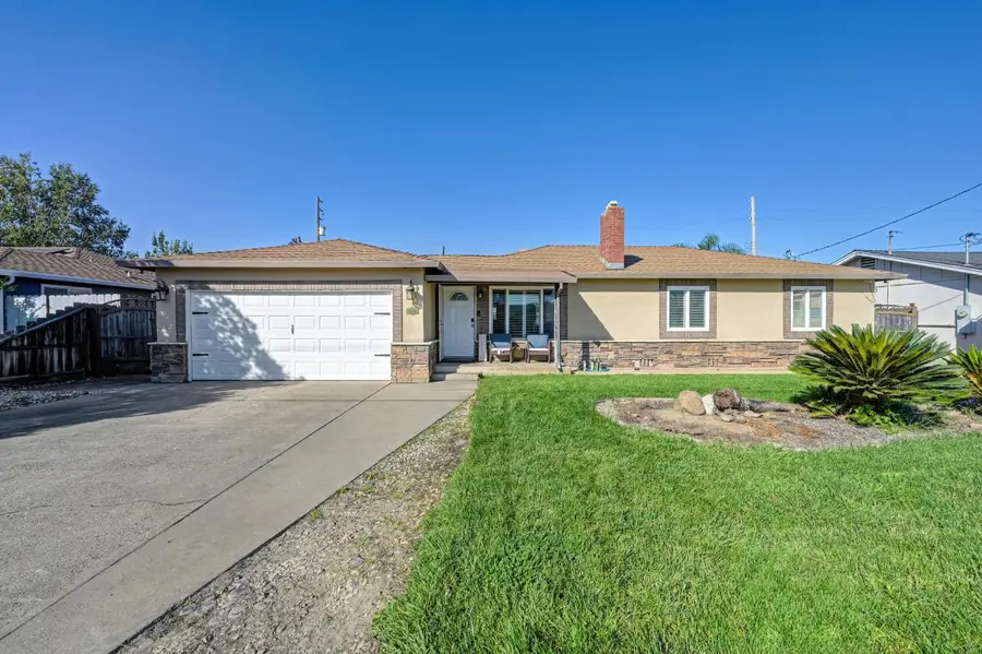 19095 N Augusta Street, Woodbridge, CA 95258 - #2