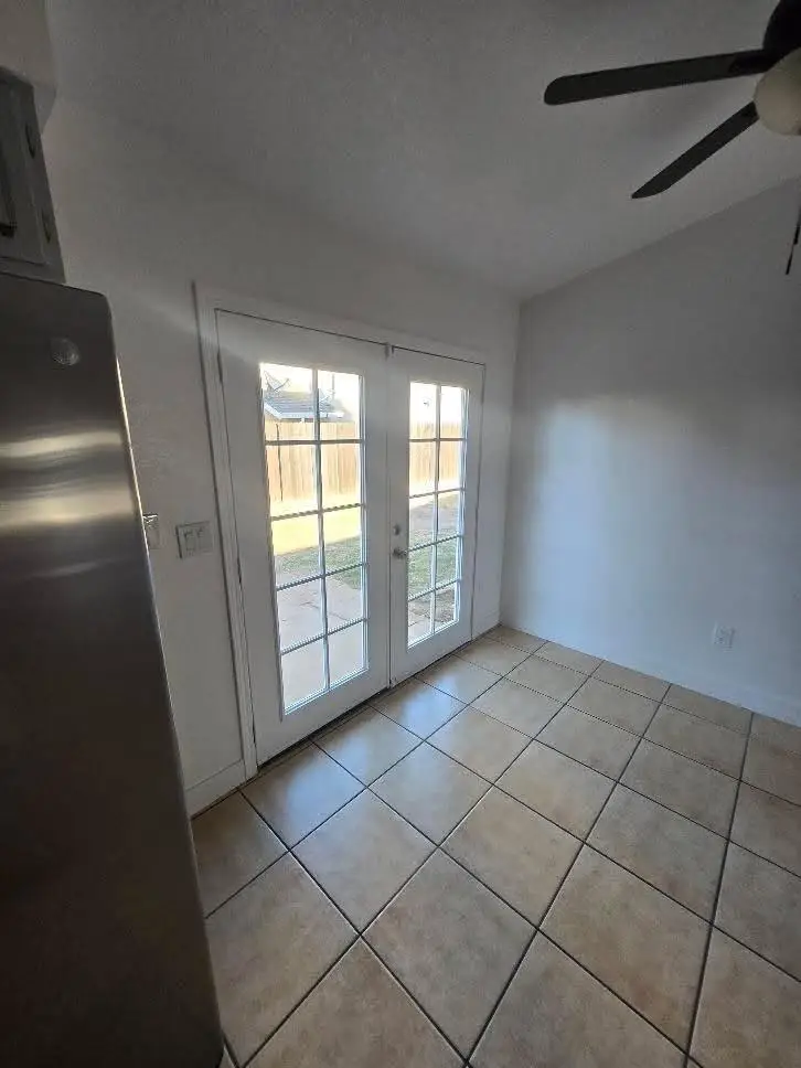 6585 Rancho Pico Way, Sacramento, CA 95828 - #3