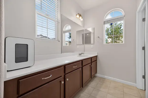 228 E Terra Mia Avenue, Mountain House, CA 95391