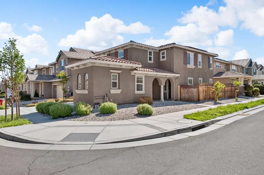 228 E Terra Mia Avenue, Mountain House, CA 95391 - #2