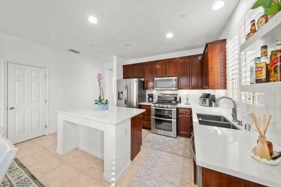949 Courtyards Loop, Lincoln, CA 95648 - #2