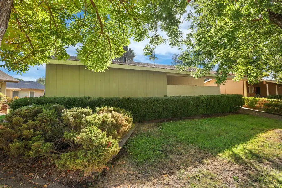7706 Brentwood Drive, Stockton, CA 95207 - #2