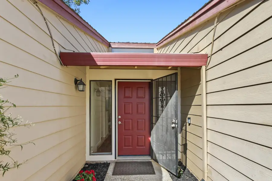 235 Ipanema Place, Davis, CA 95616 - #2