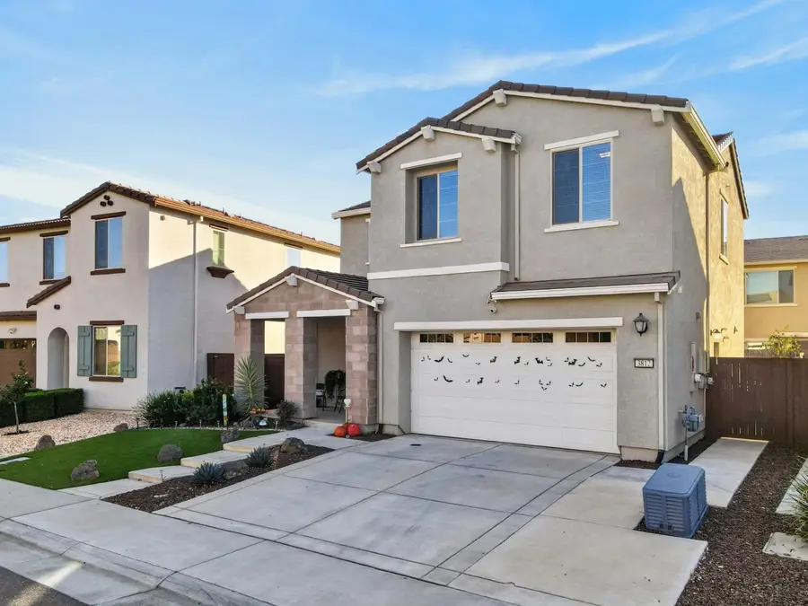 3812 Ivan Way, Rancho Cordova, CA 95742 - #3