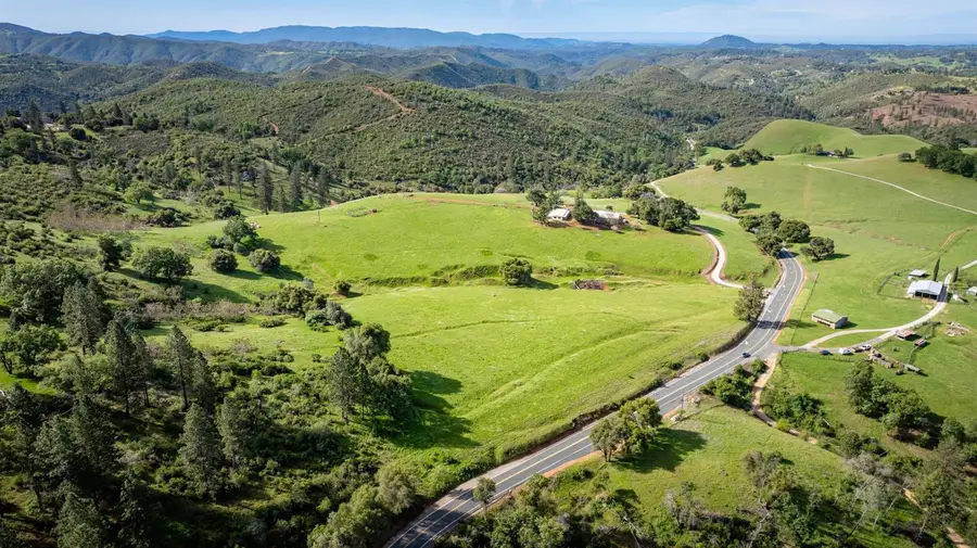 12420 Highway 26, Mokelumne Hill, CA 95245 - #3