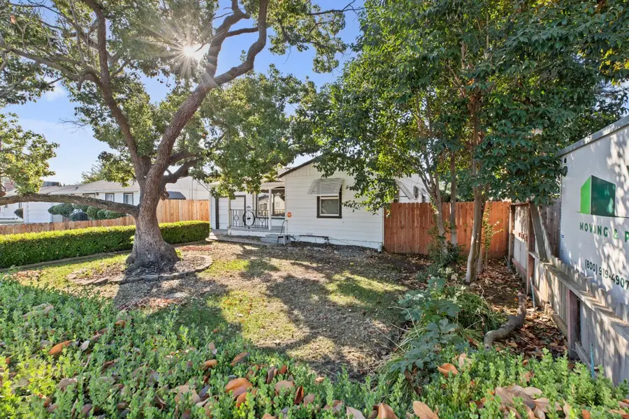 3456 W Mendocino Avenue, Stockton, CA 95204 - #3
