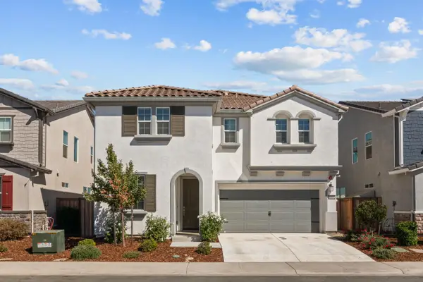 10443 Peterborough Way, Elk Grove, CA 95757