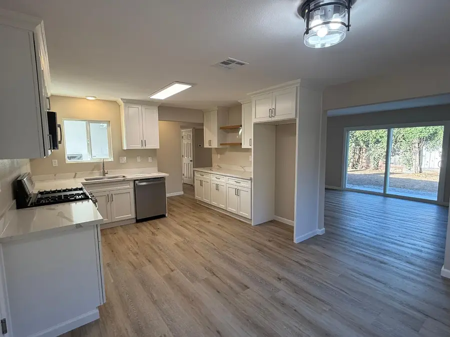 8349 Kiltie Way, Stockton, CA 95210 - #3