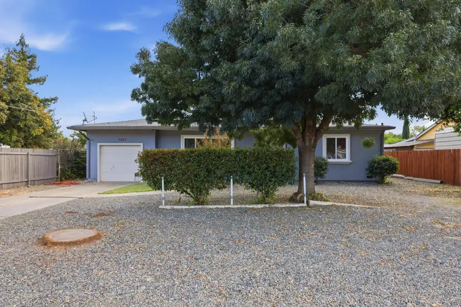 1607 Redding Avenue, Yuba City, CA 95993 - #2