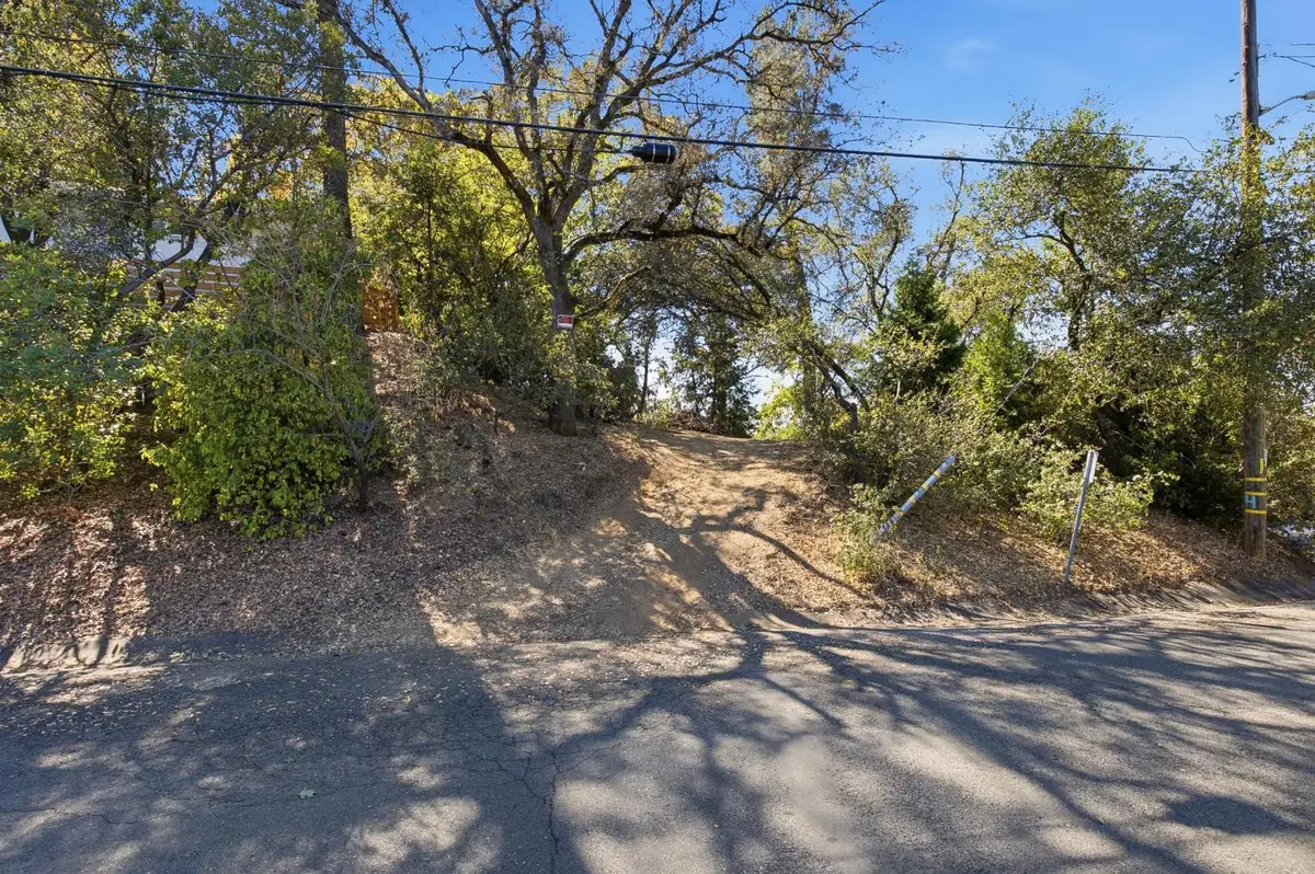 163 Kenmass Avenue, Auburn, CA 95603 - #1