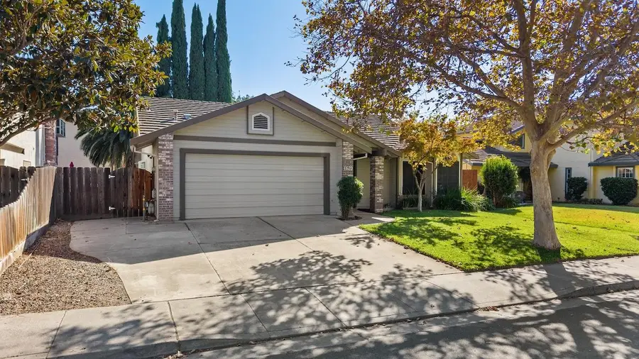 1620 W Kavanagh Avenue, Tracy, CA 95376 - #3