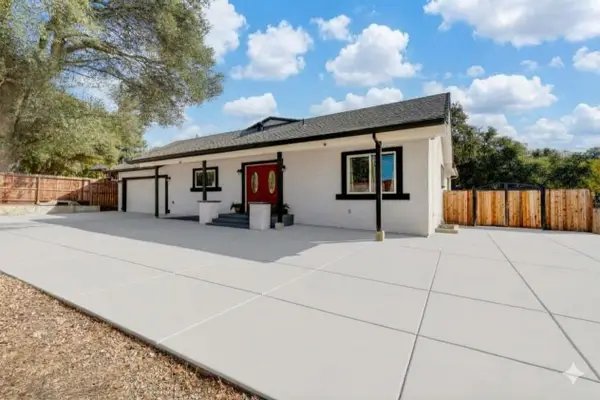 9160 Oak Avenue, Orangevale, CA 95662
