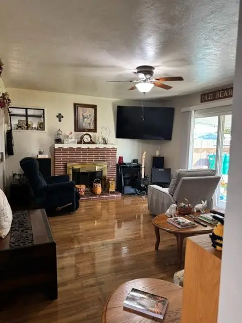 1912 W Pine Street, Lodi, CA 95242 - #3