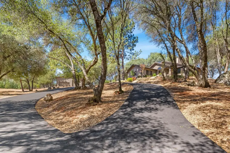 13270 Dry Creek Road, Auburn, CA 95602 - #3