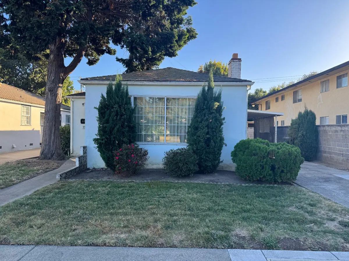 1140 8th Avenue, Sacramento, CA 95818 - #1