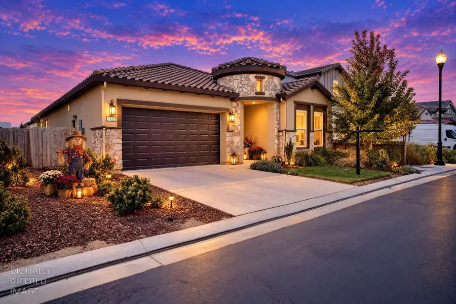 1925 Carmel Ranch Circle, Oakdale, CA 95361 - #3