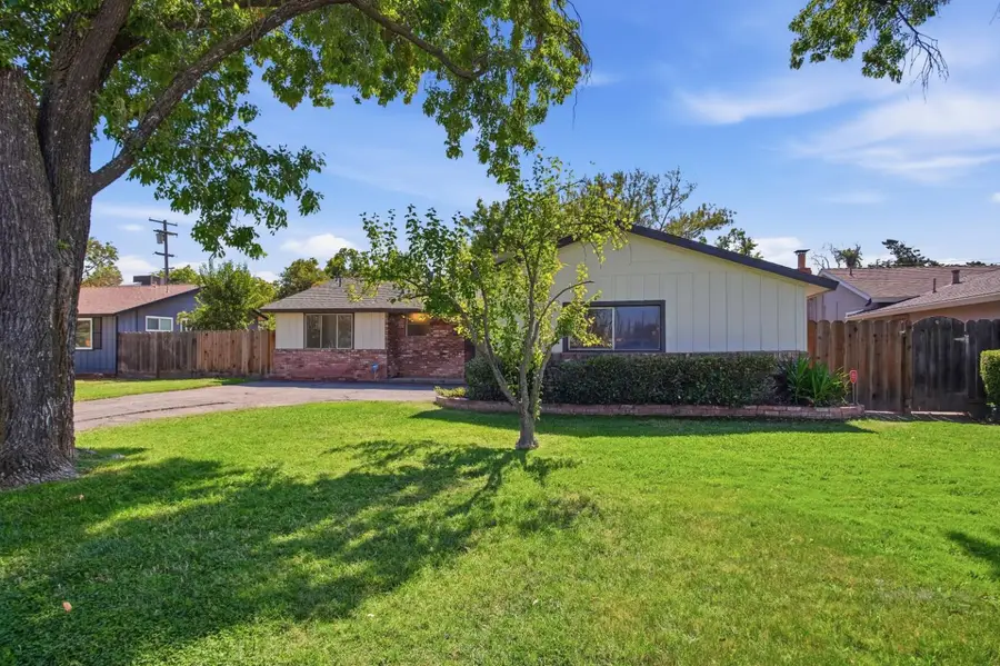 316 Tokay Avenue, Modesto, CA 95350 - #2
