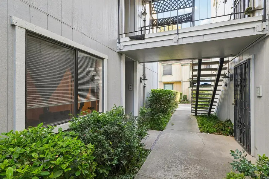 250 Del Verde Circle #5, Sacramento, CA 95833 - #2
