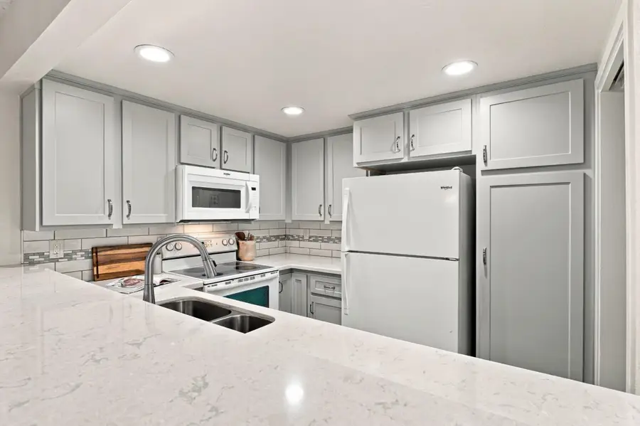2280 Hurley Way #80, Sacramento, CA 95825 - #2