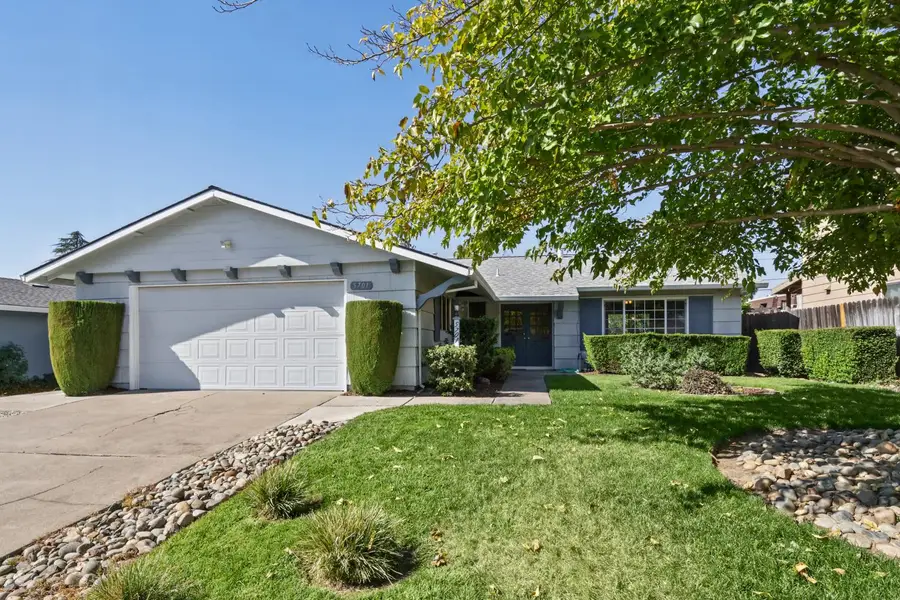 5701 Revelstok Drive, Sacramento, CA 95842 - #2