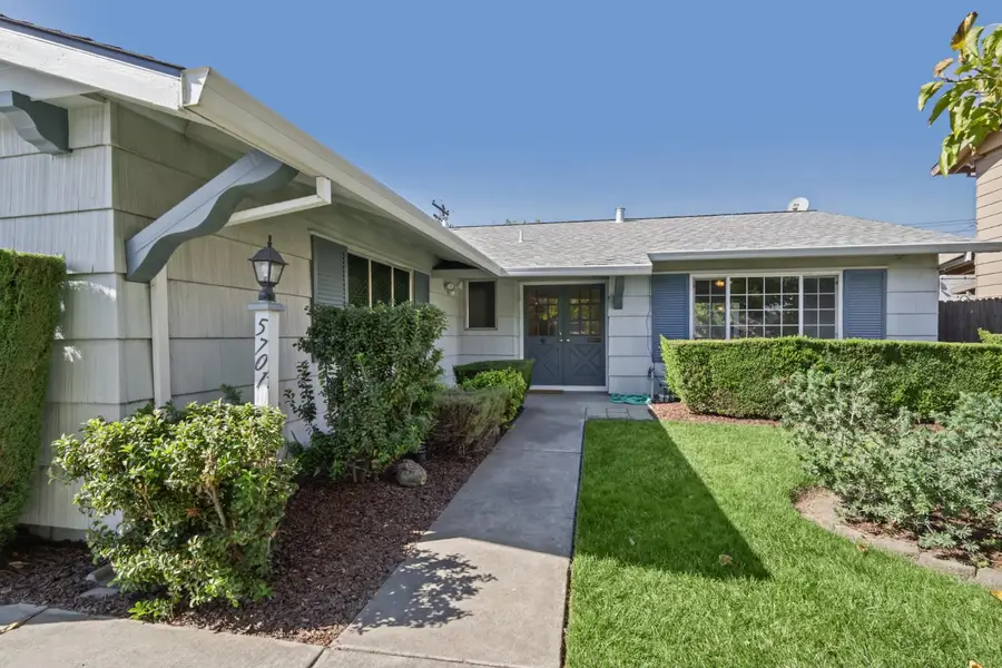 5701 Revelstok Drive, Sacramento, CA 95842 - #3