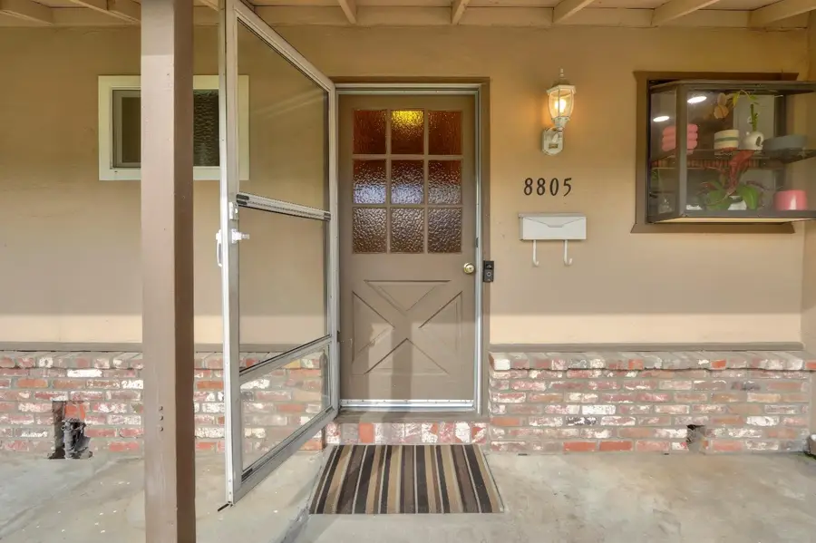8805 Halverson Drive, Elk Grove, CA 95624 - #3