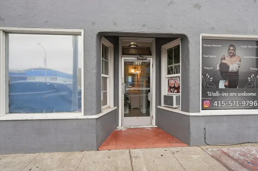 652 23rd, Richmond, CA 94804 - #3