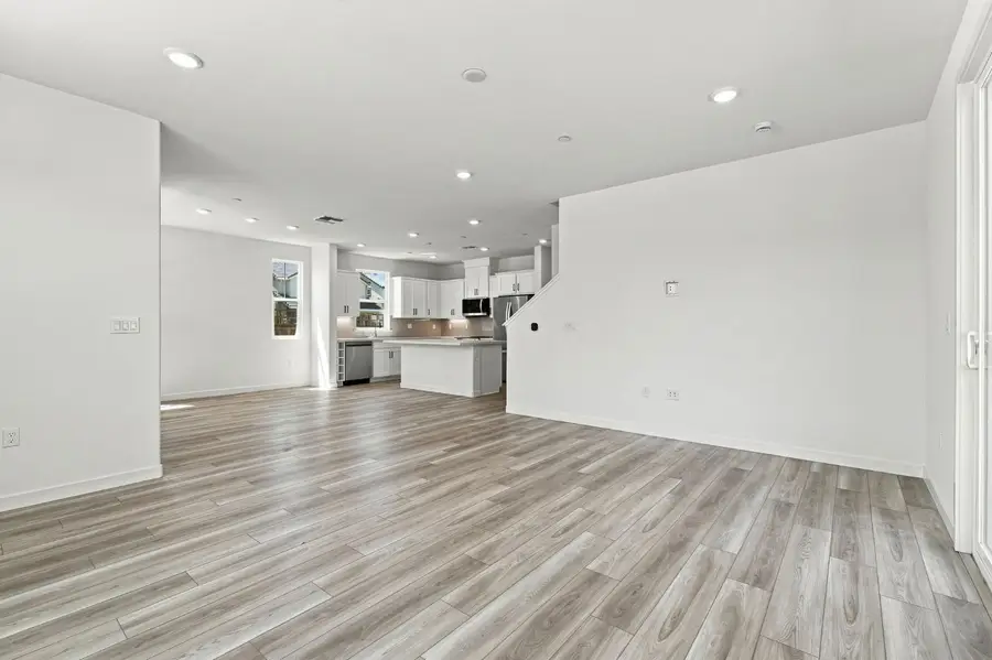 1055 Ginkgo Circle, Davis, CA 95618 - #3