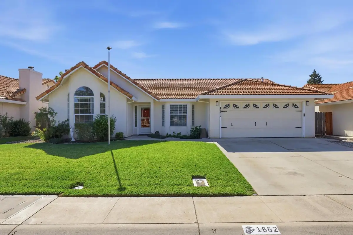 1852 Harbor Town Dr, Yuba City, CA 95993 - #1