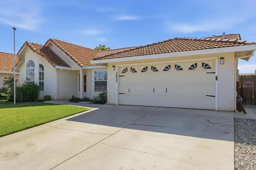 1852 Harbor Town Dr, Yuba City, CA 95993 - #3