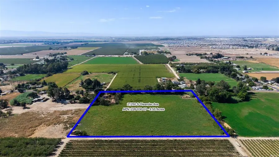 21250 S Oleander Avenue, Manteca, CA 95337 - #2