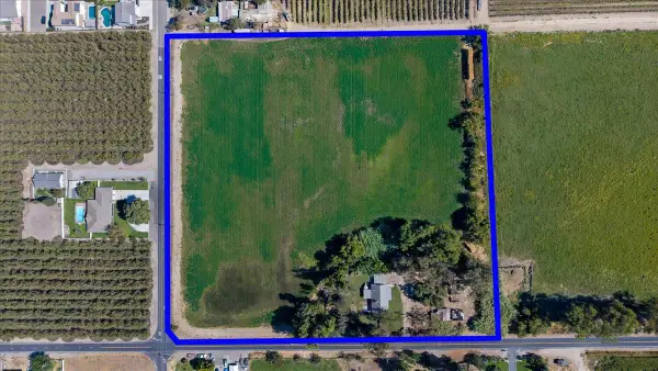 21080 S Oleander Avenue, Manteca, CA 95337