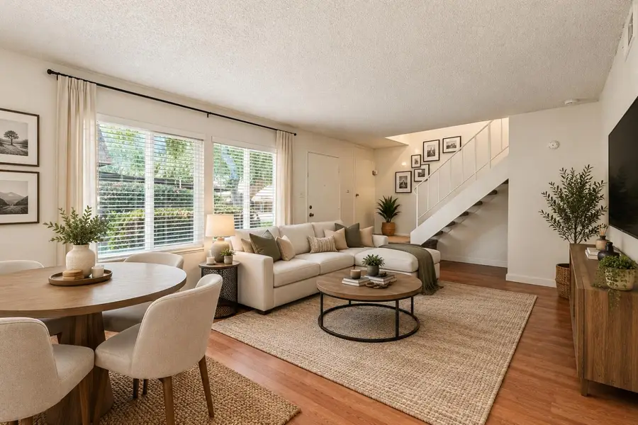 8864 La Riviera Drive #B, Sacramento, CA 95826 - #2