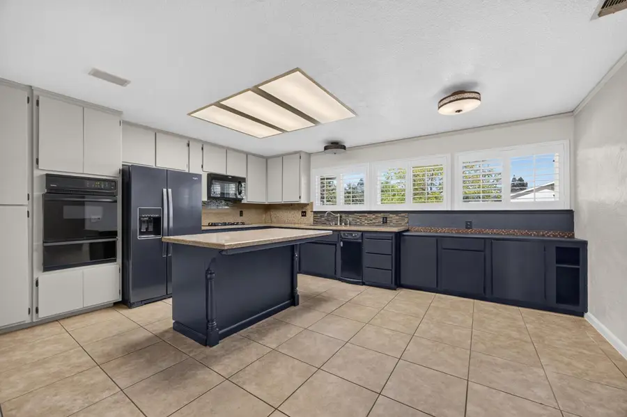 8727 Santa Ridge Circle, Elk Grove, CA 95624 - #3