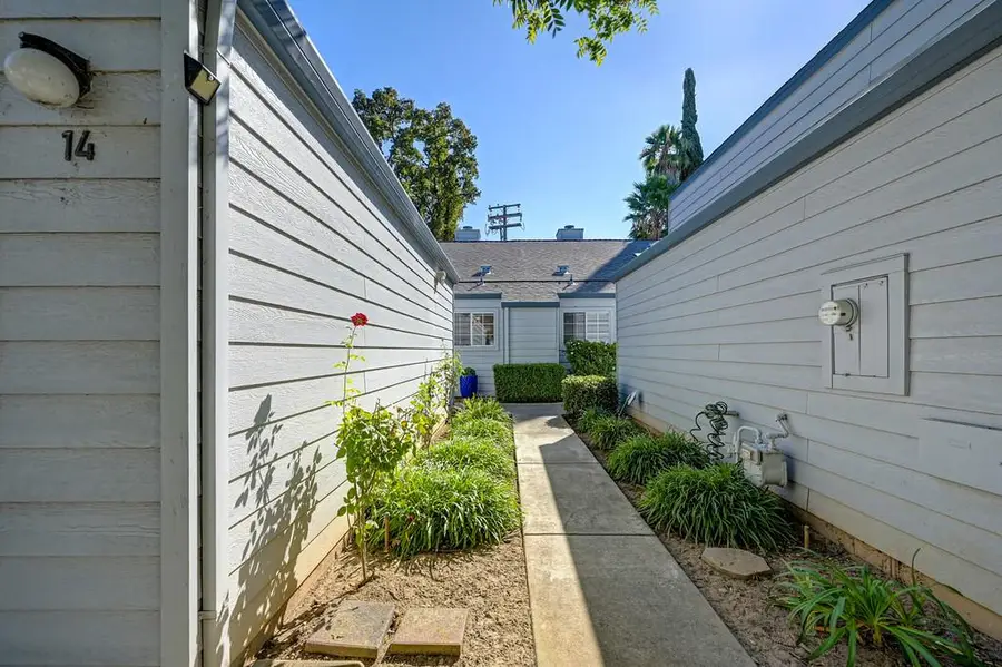 3813 Pasadena Avenue #14, Sacramento, CA 95821 - #2