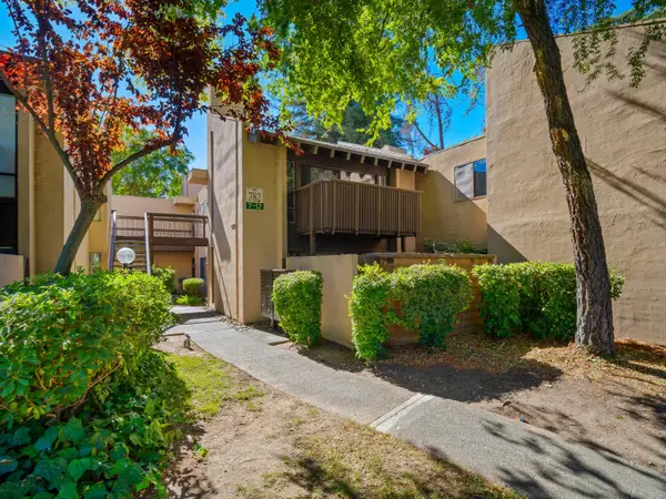 782 E Woodside Lane #11, Sacramento, CA 95825