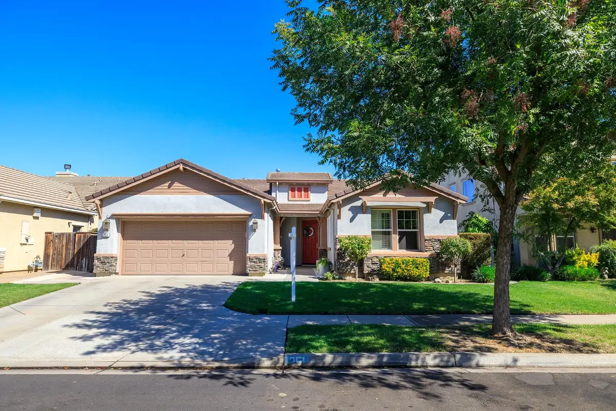251 Fay Court, Oakdale, CA 95361 - #1