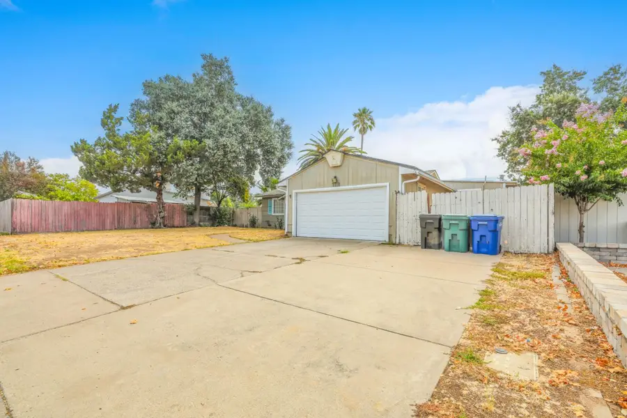 3118 Eastern Avenue, Sacramento, CA 95821 - #3