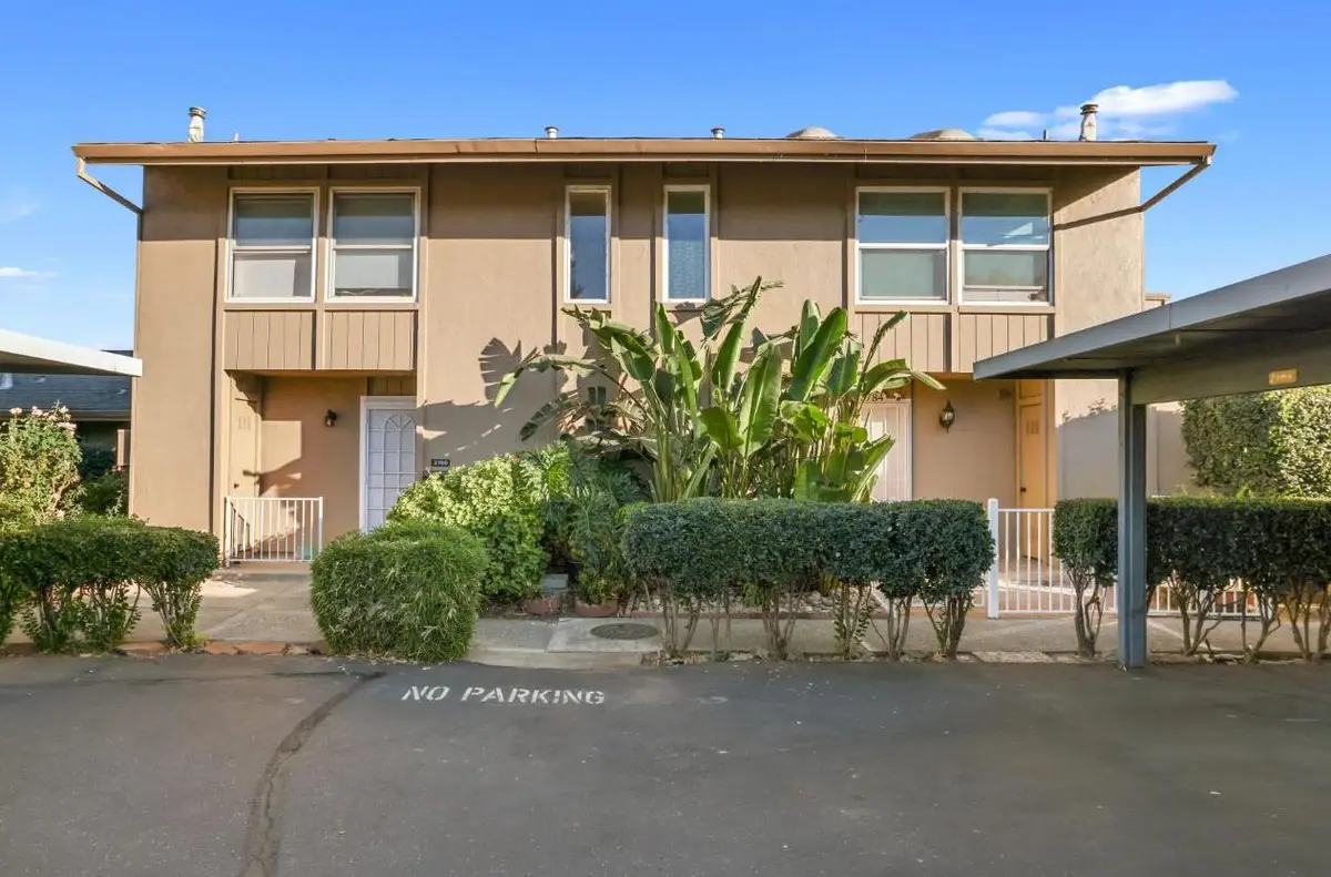 3784 W Benjamin Holt Drive #109, Stockton, CA 95219 - #1