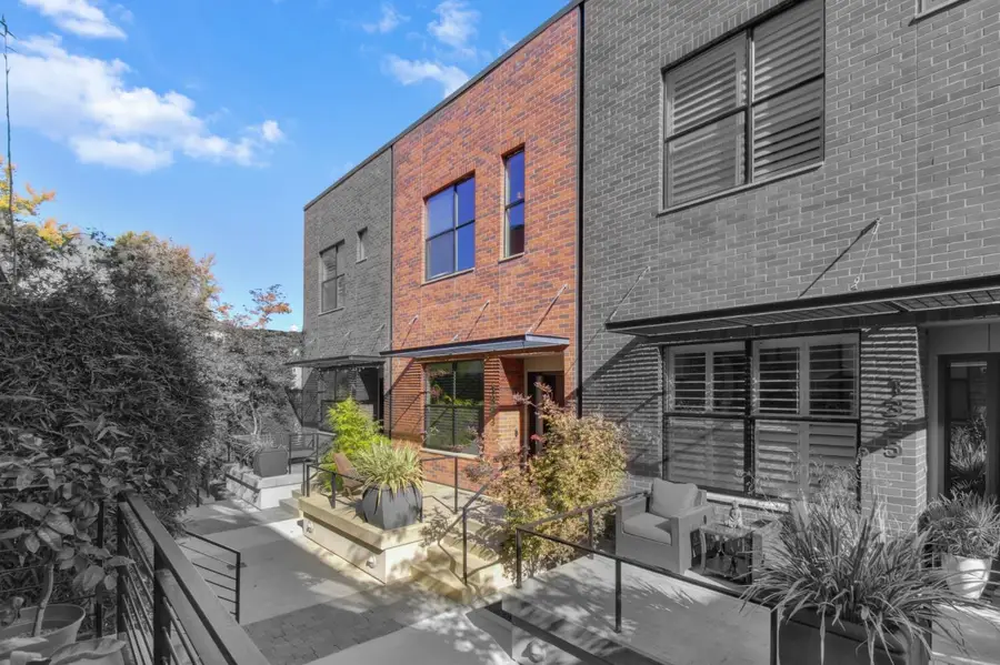 1323 East Sutter Walk, Sacramento, CA 95816 - #2