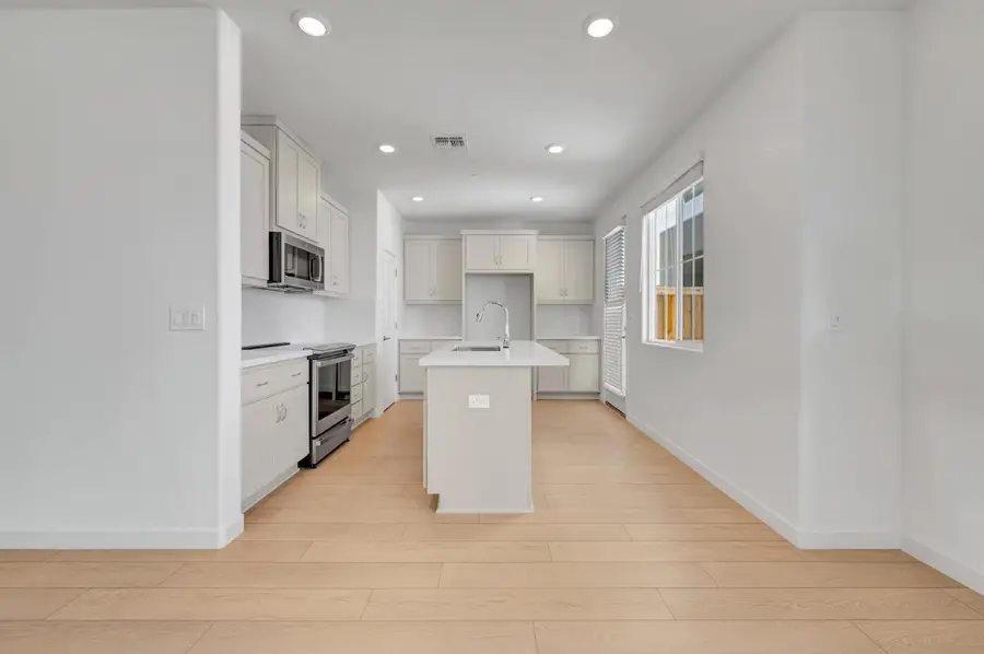 14545 Southpointe Drive #41, Folsom, CA 95630 - #3