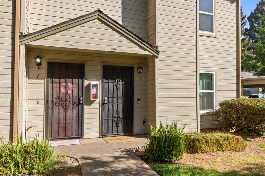 9119 Newhall Drive #16, Sacramento, CA 95826 - #3