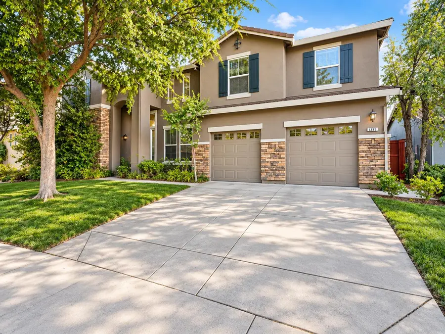 1359 NE Green Ravine Drive, Lincoln, CA 95648 - #3