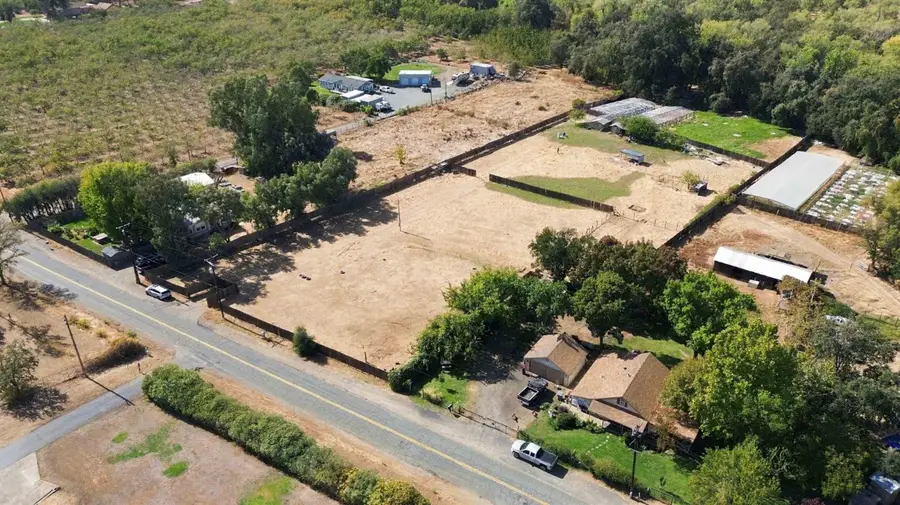 5816 Pacific Heights Road, Oroville, CA 95965 - #3
