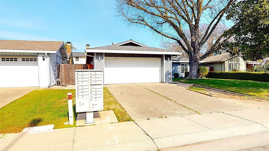 1227 Havenhill Way, Stockton, CA 95209 - #2