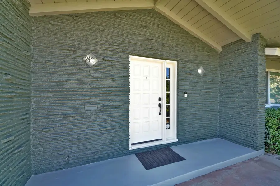 2441 Drayton Drive, Sacramento, CA 95825 - #2